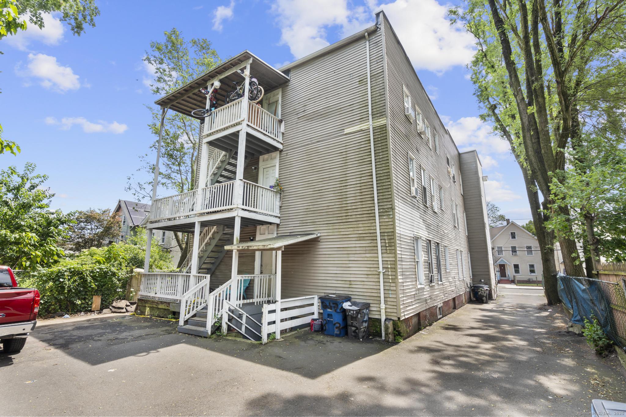 215 Rosette Street