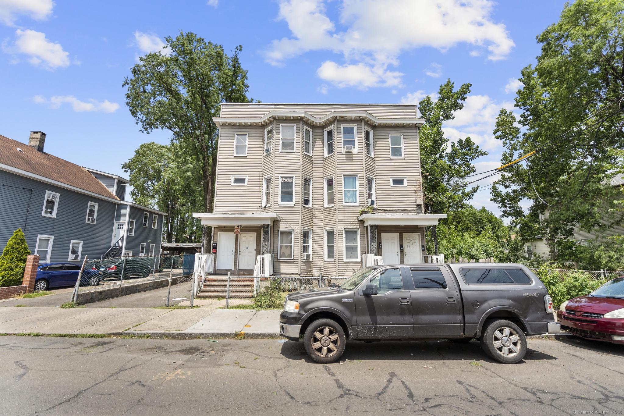 215 Rosette Street