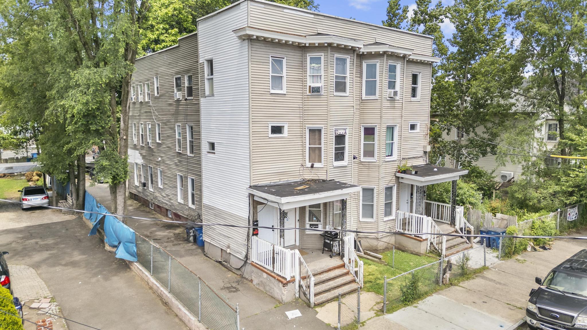 215 Rosette Street
