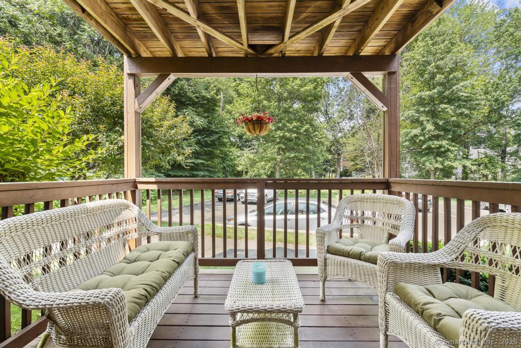 279 Bridge Street APT 2