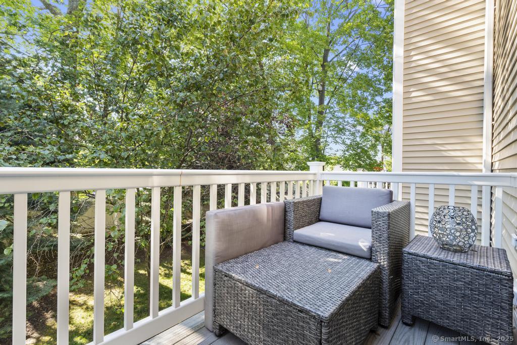 160 Glenbrook Road 6C