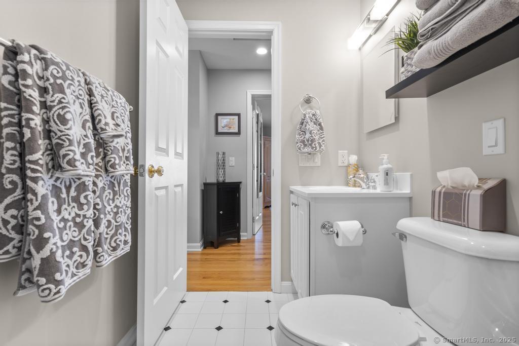 160 Glenbrook Road 6C