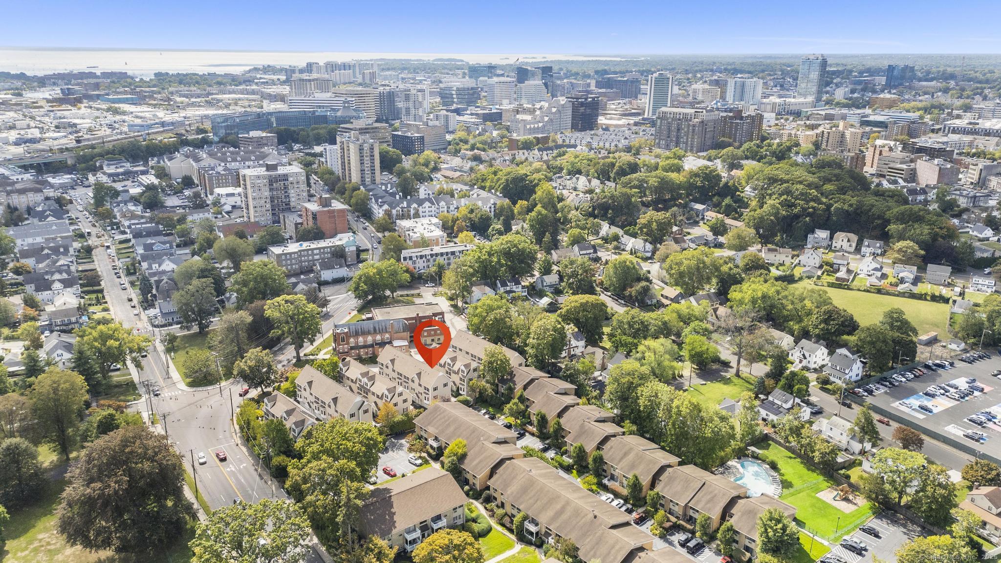 160 Glenbrook Road 4D