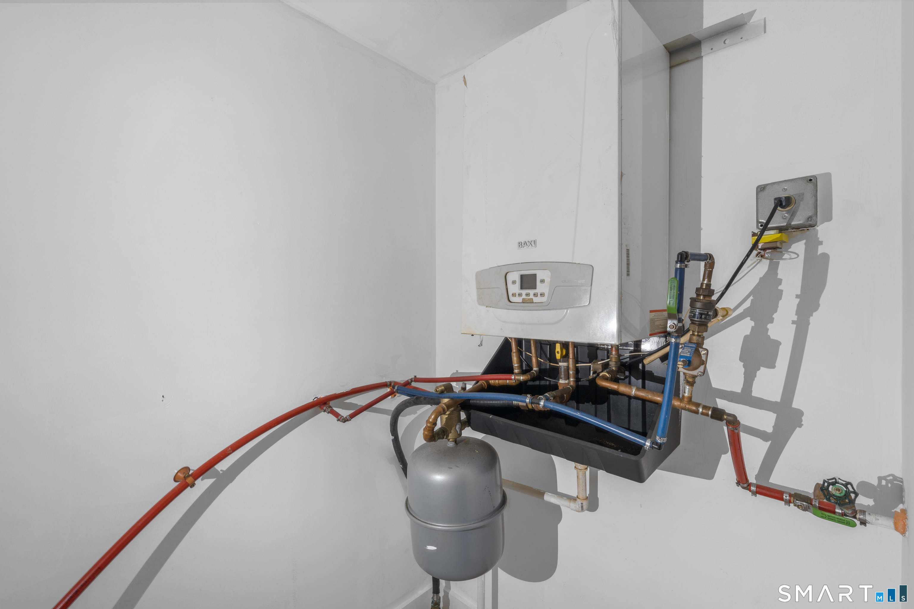 815 East Main Street