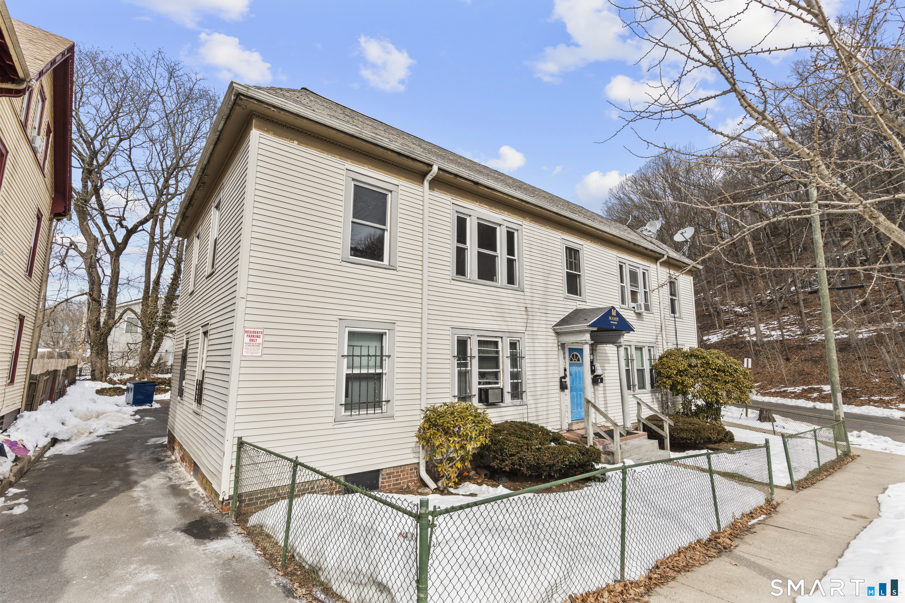 76 Ridge Street