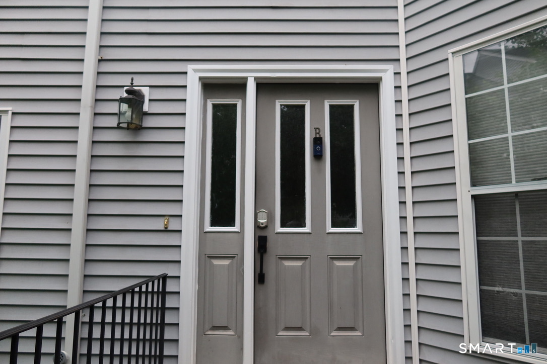 124 Hope Street B
