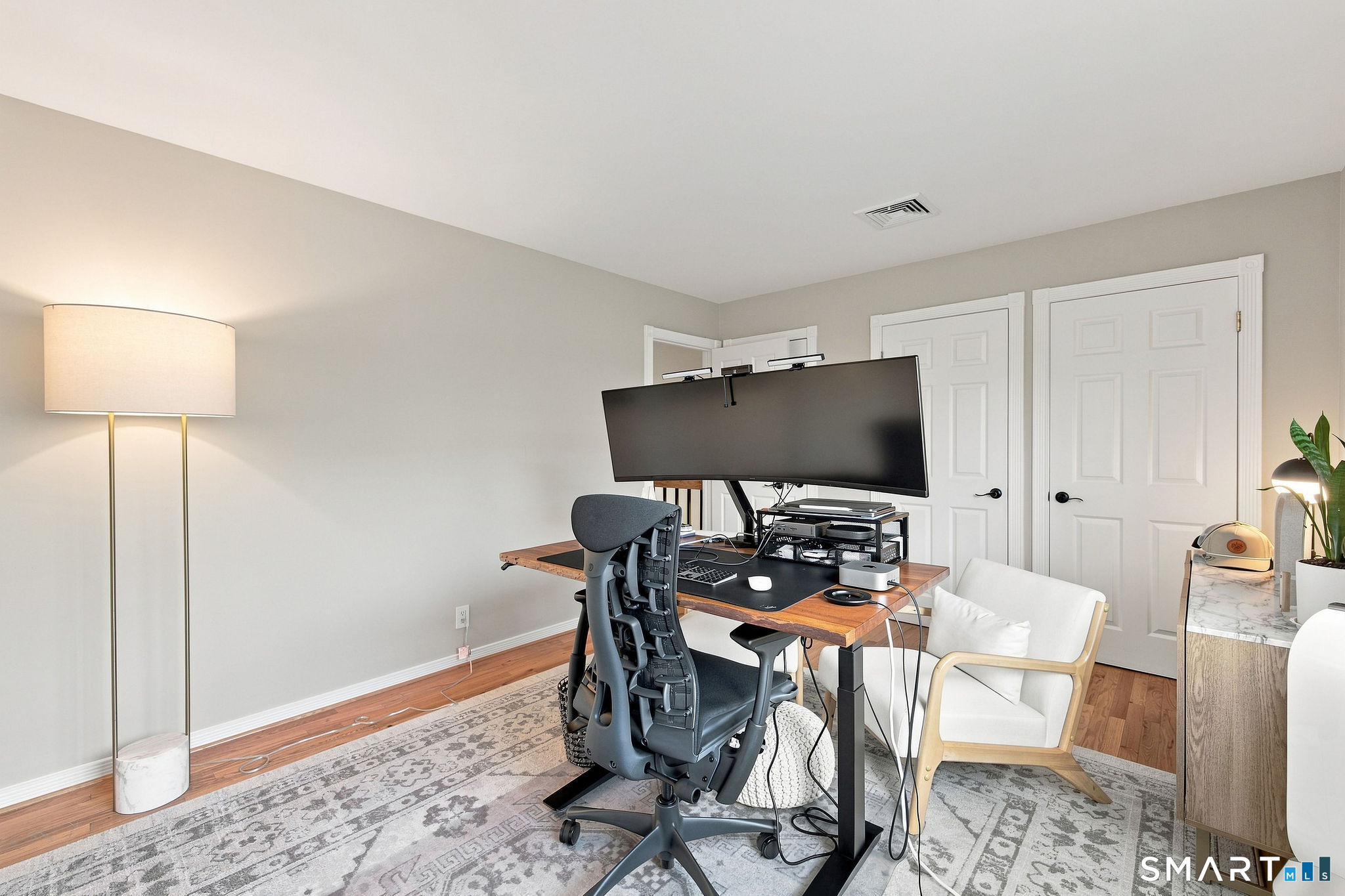 455 Hope Street Unit: 1E