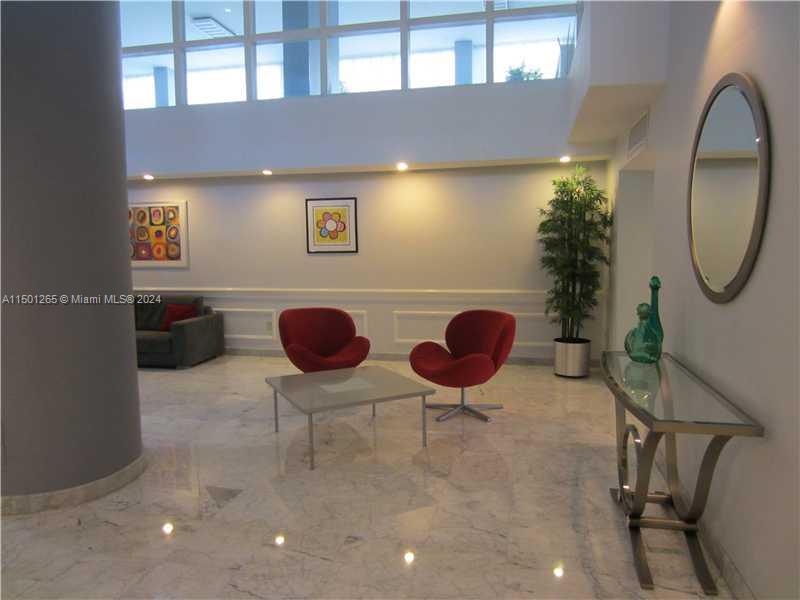 9341 Collins Ave # 507