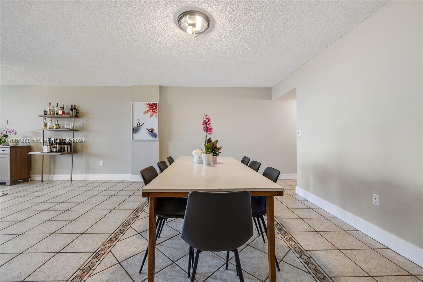 9341 Collins Ave # 507