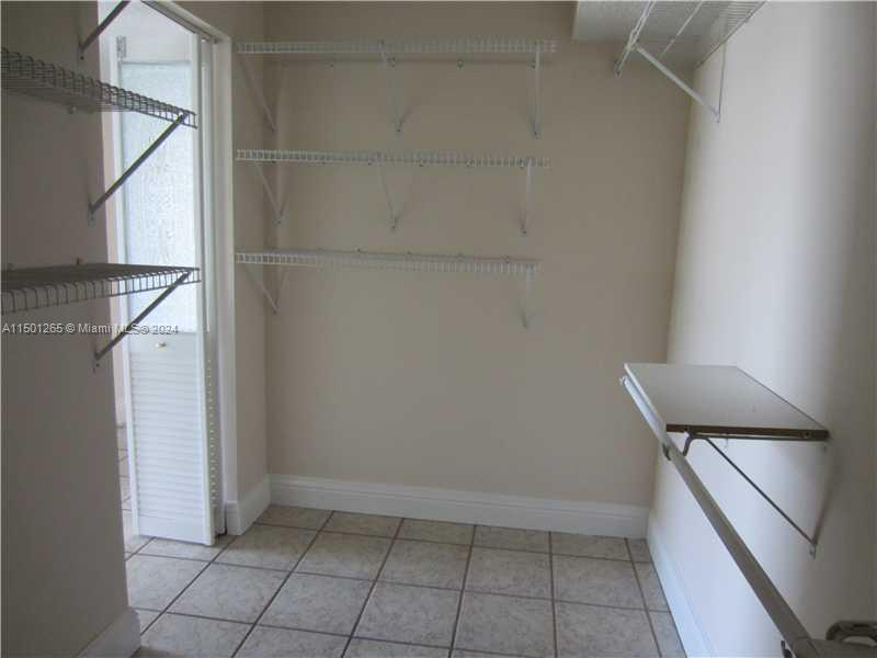 9341 Collins Ave # 507
