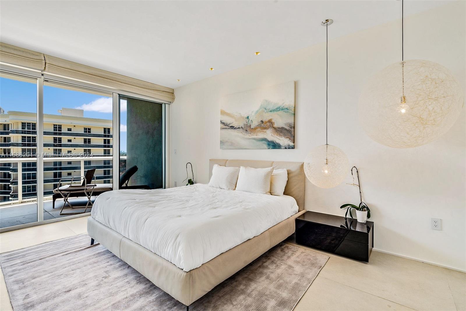 9601 Collins # 1009