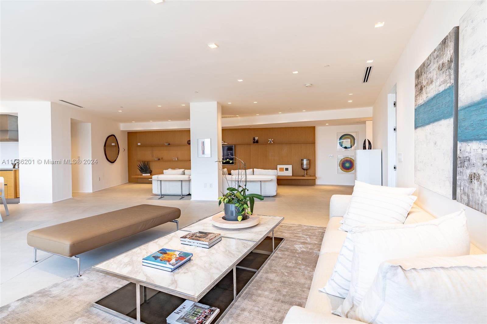 9601 Collins # 1009