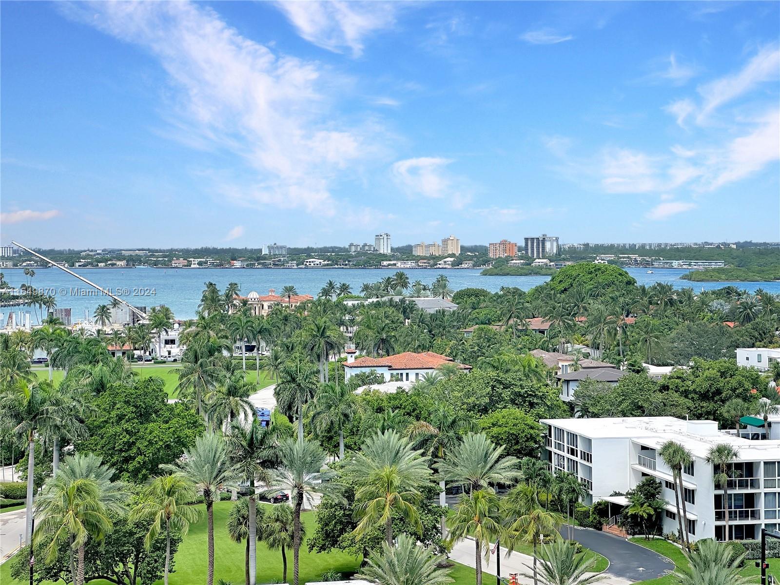 10201 Collins Ave # 905
