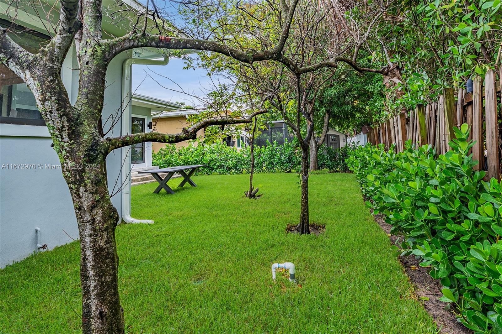 9032 Garland Ave