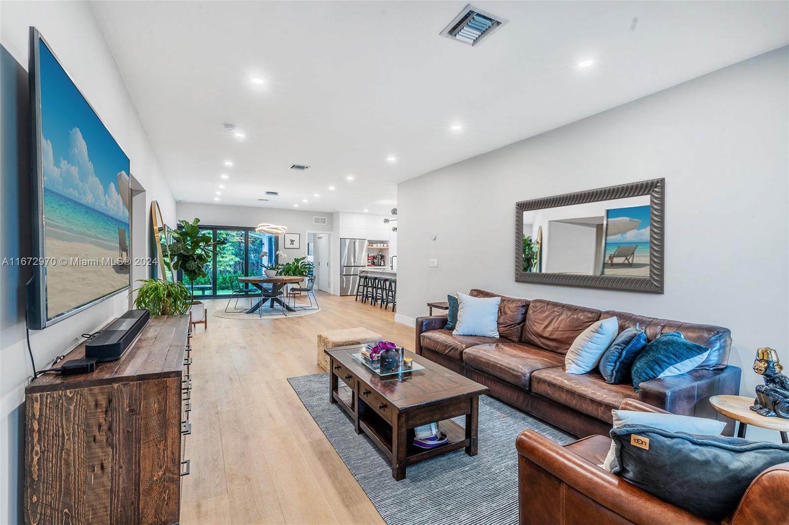 9032 Garland Ave