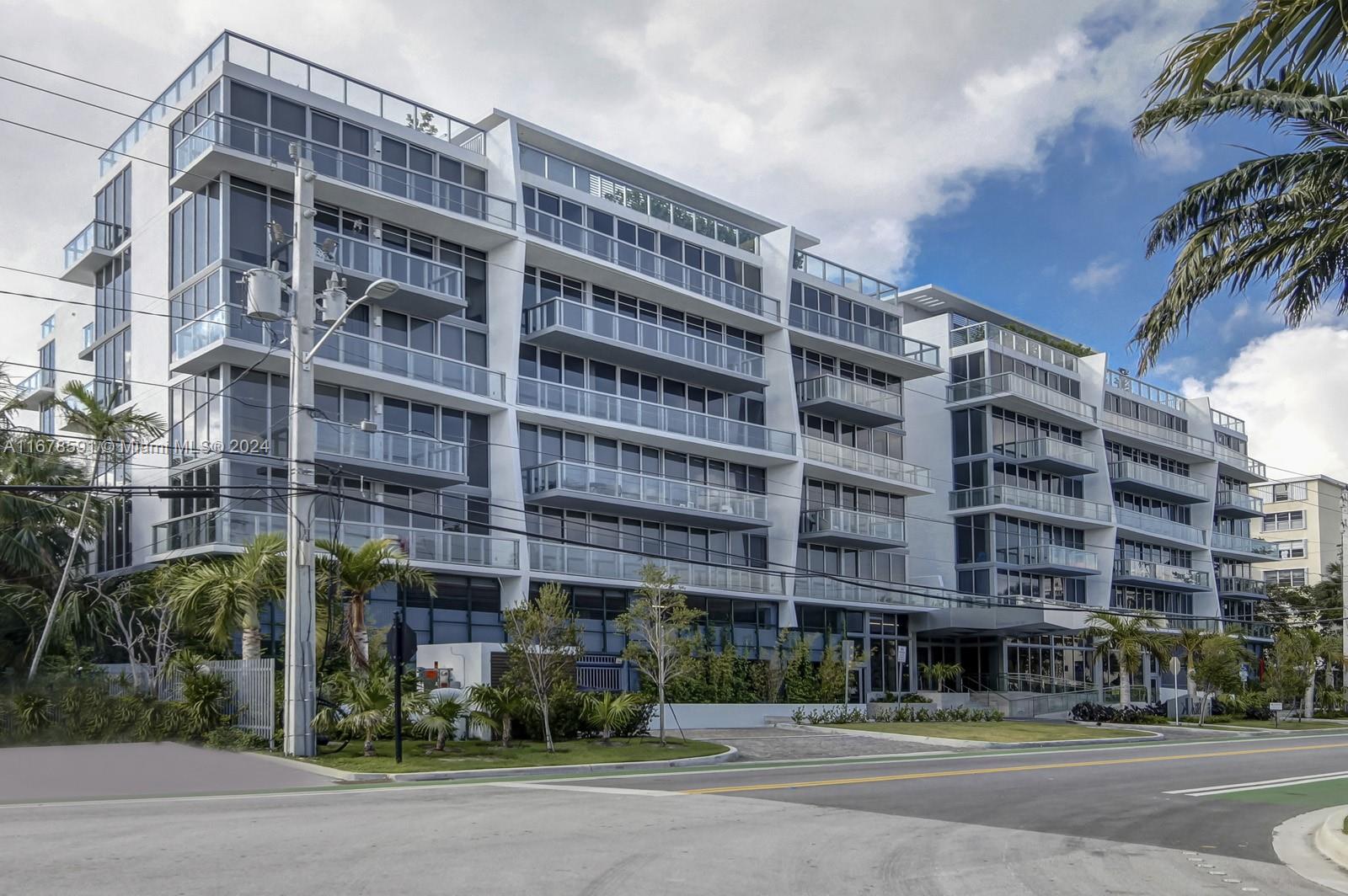 9940 W Bay Harbor Dr Unit: 7G-N