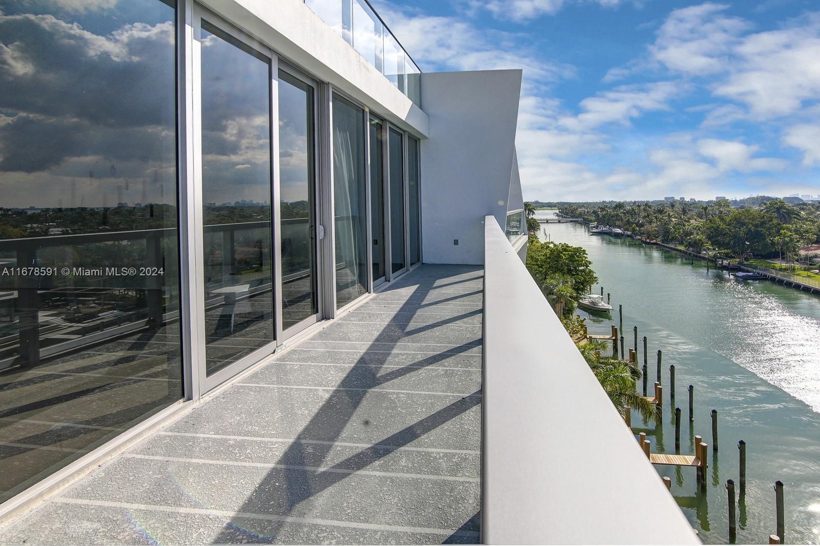 9940 W Bay Harbor Dr Unit: 7G-N