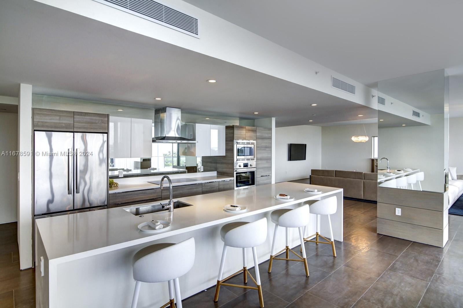 9940 W Bay Harbor Dr Unit: 7G-N