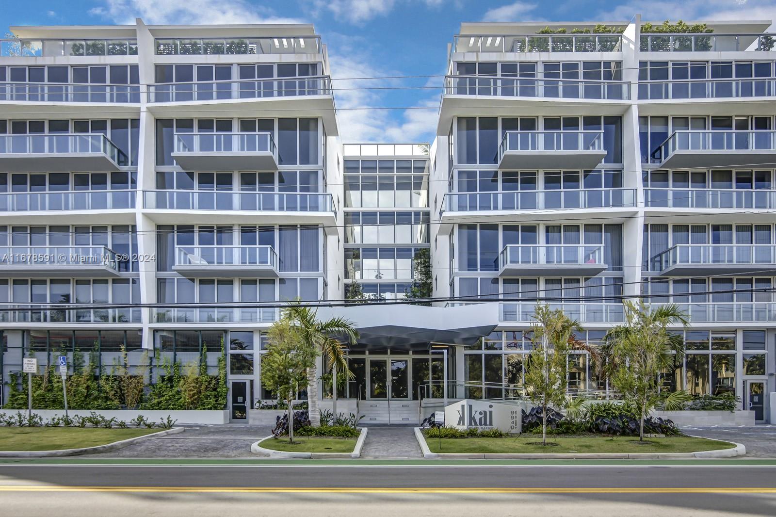 9940 W Bay Harbor Dr Unit: 7G-N