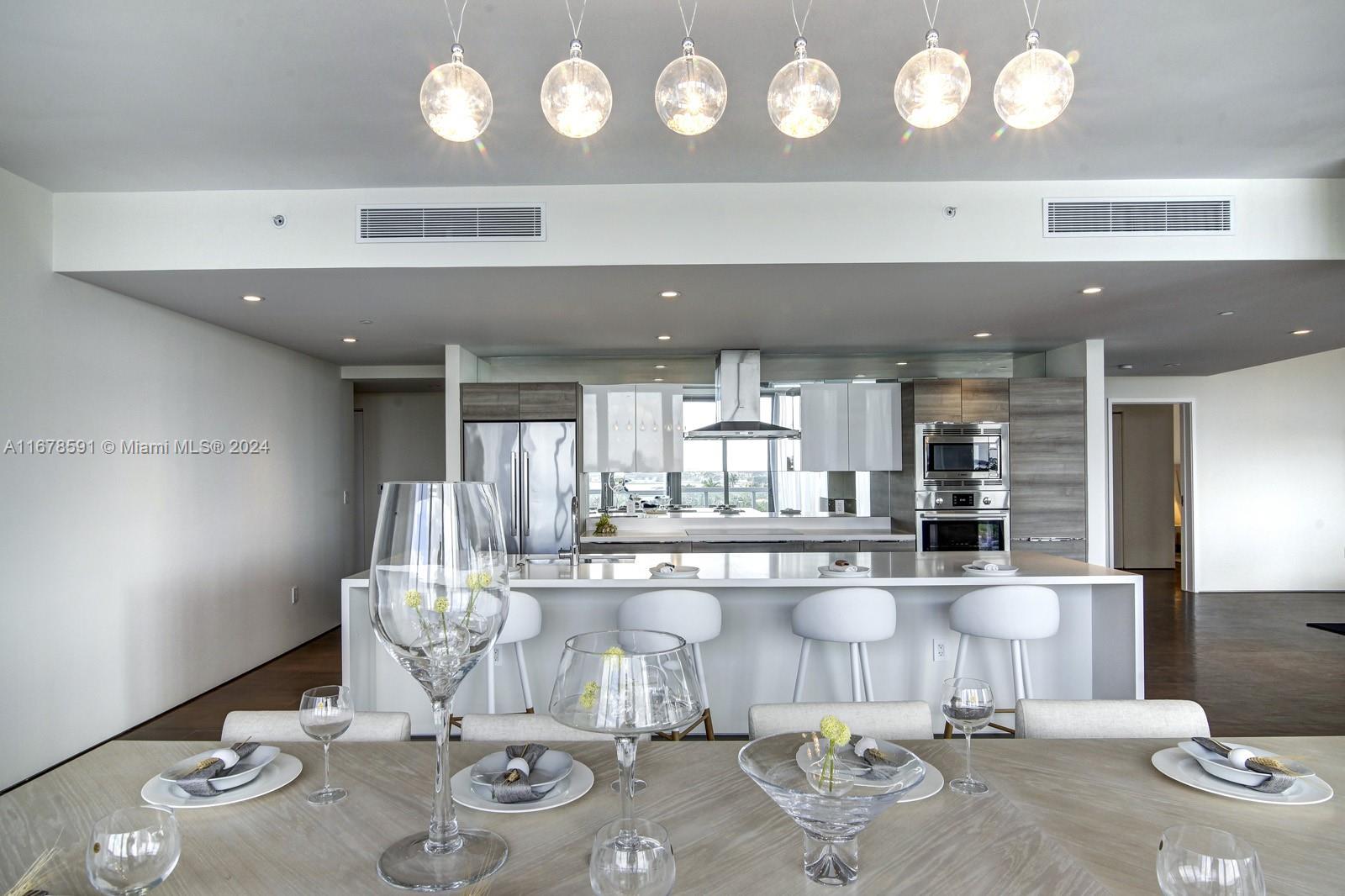 9940 W Bay Harbor Dr Unit: 7G-N