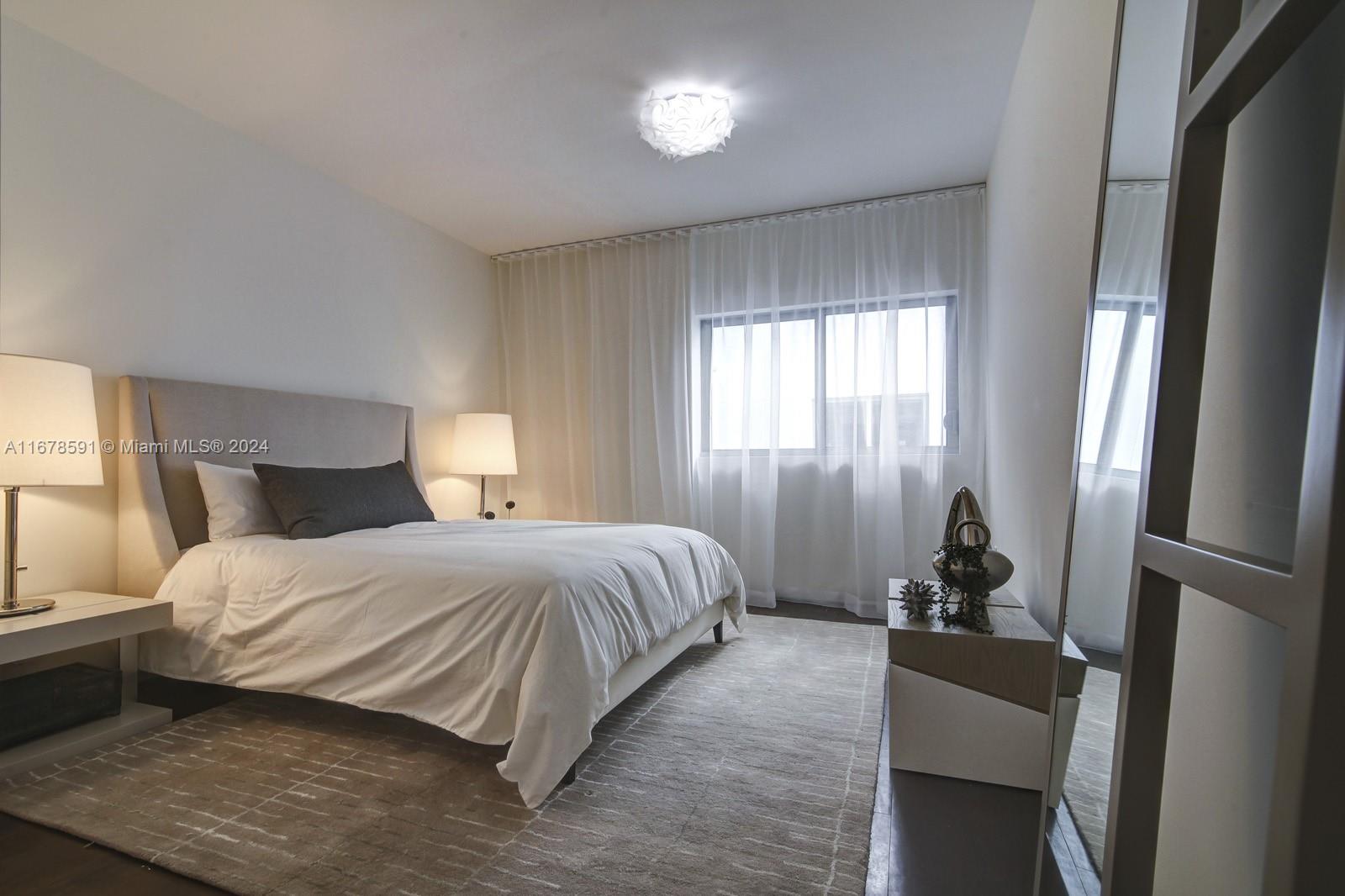 9940 W Bay Harbor Dr Unit: 7G-N