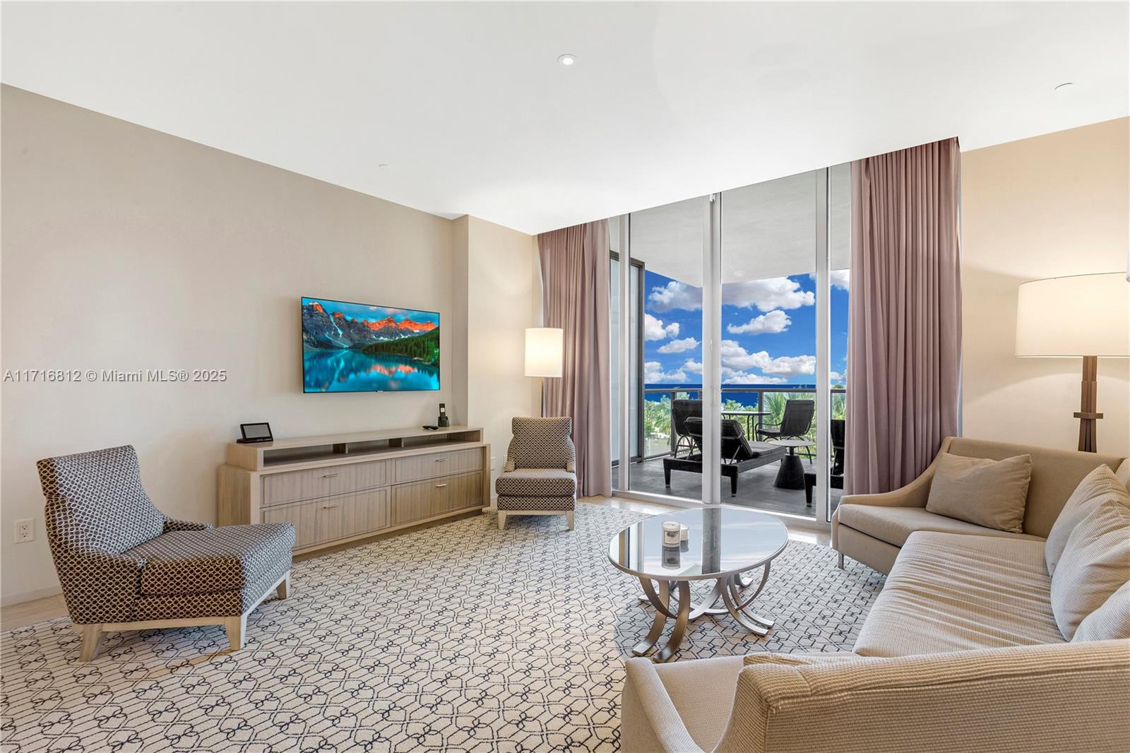 9703 Collins Ave # 505