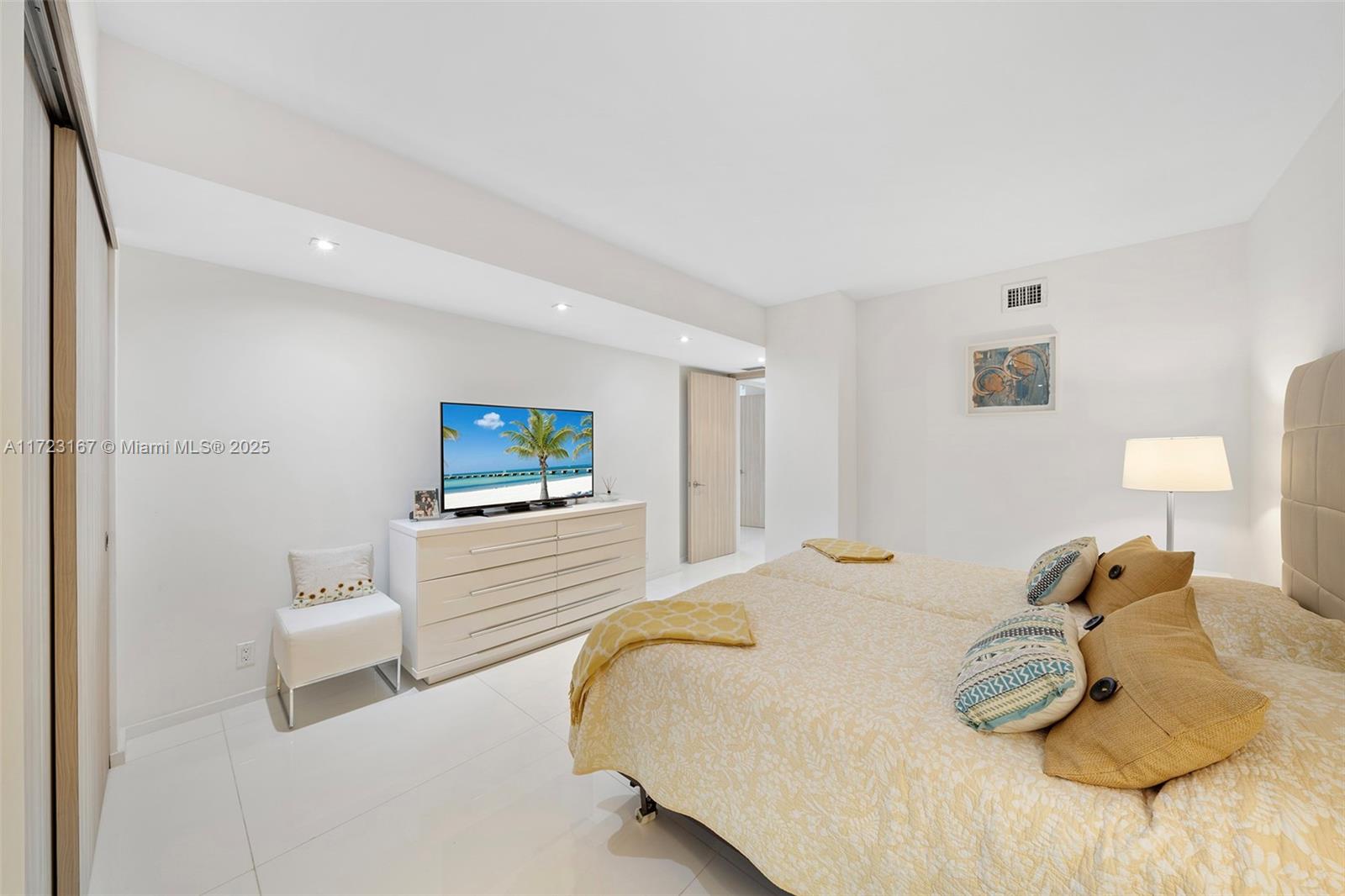 10155 Collins Ave # 2 Unit: 1002 + CABANA #2