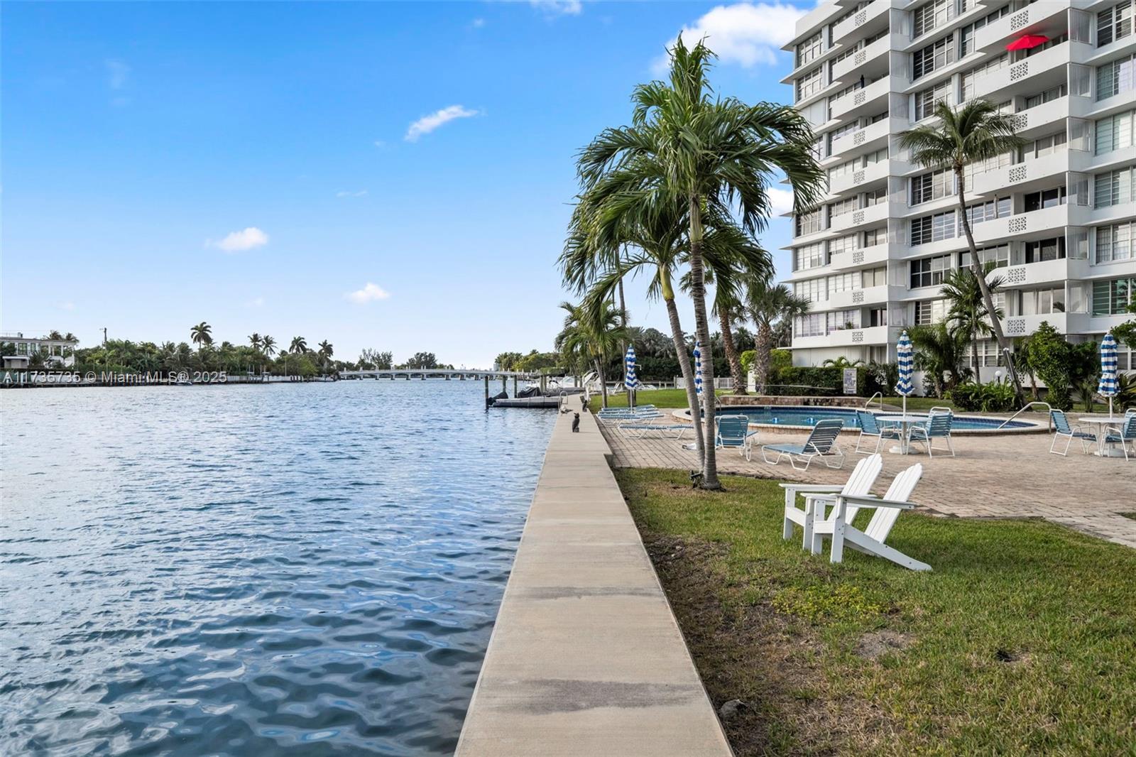 9101 E Bay Harbor Dr # 405