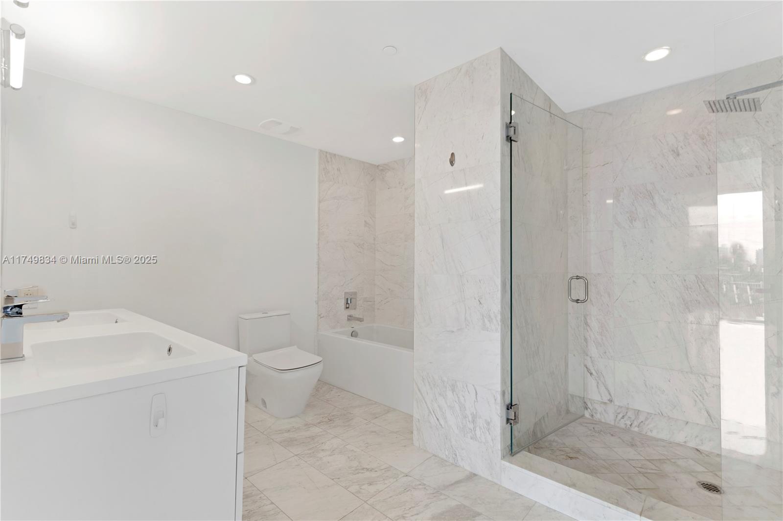 9940 W Bay Harbor Dr Unit: 6A-S