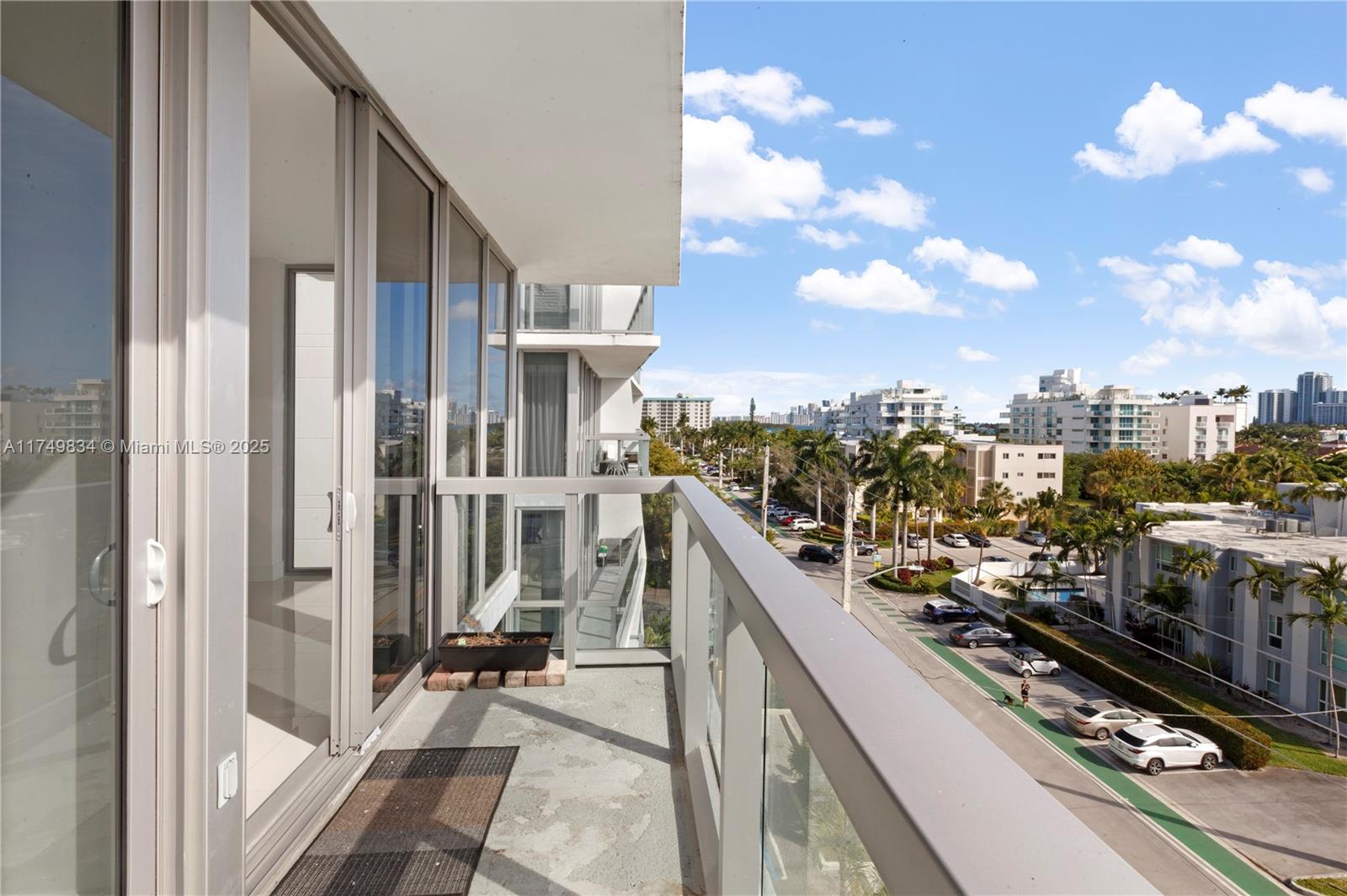 9940 W Bay Harbor Dr Unit: 6A-S