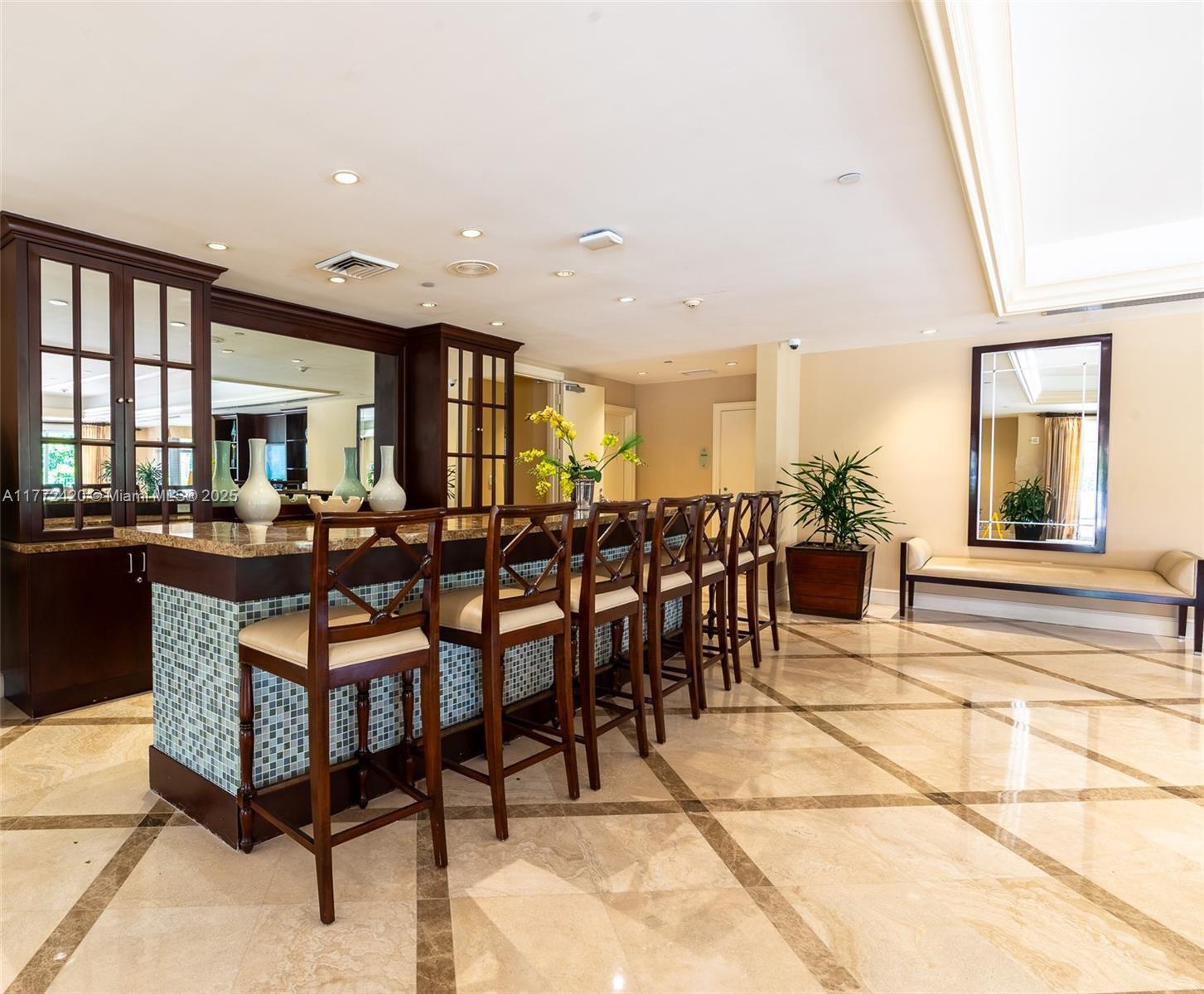 20000 E Country Club Dr # 1111