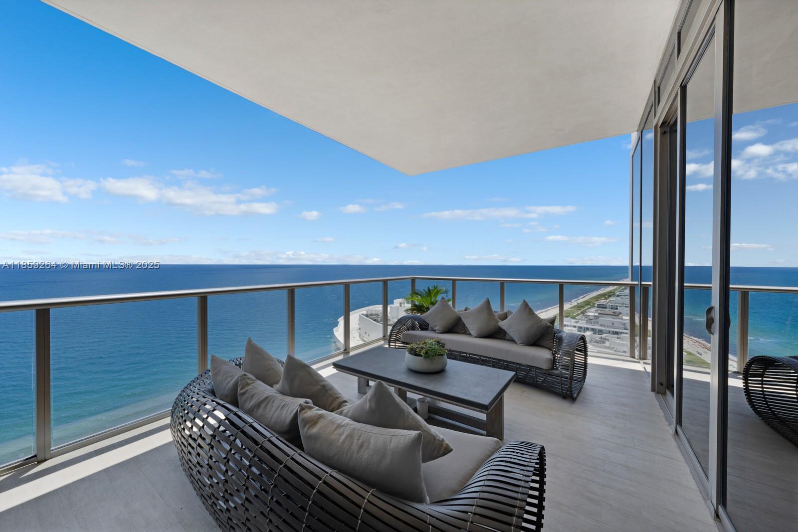 9701 Collins Ave Unit: PH01S