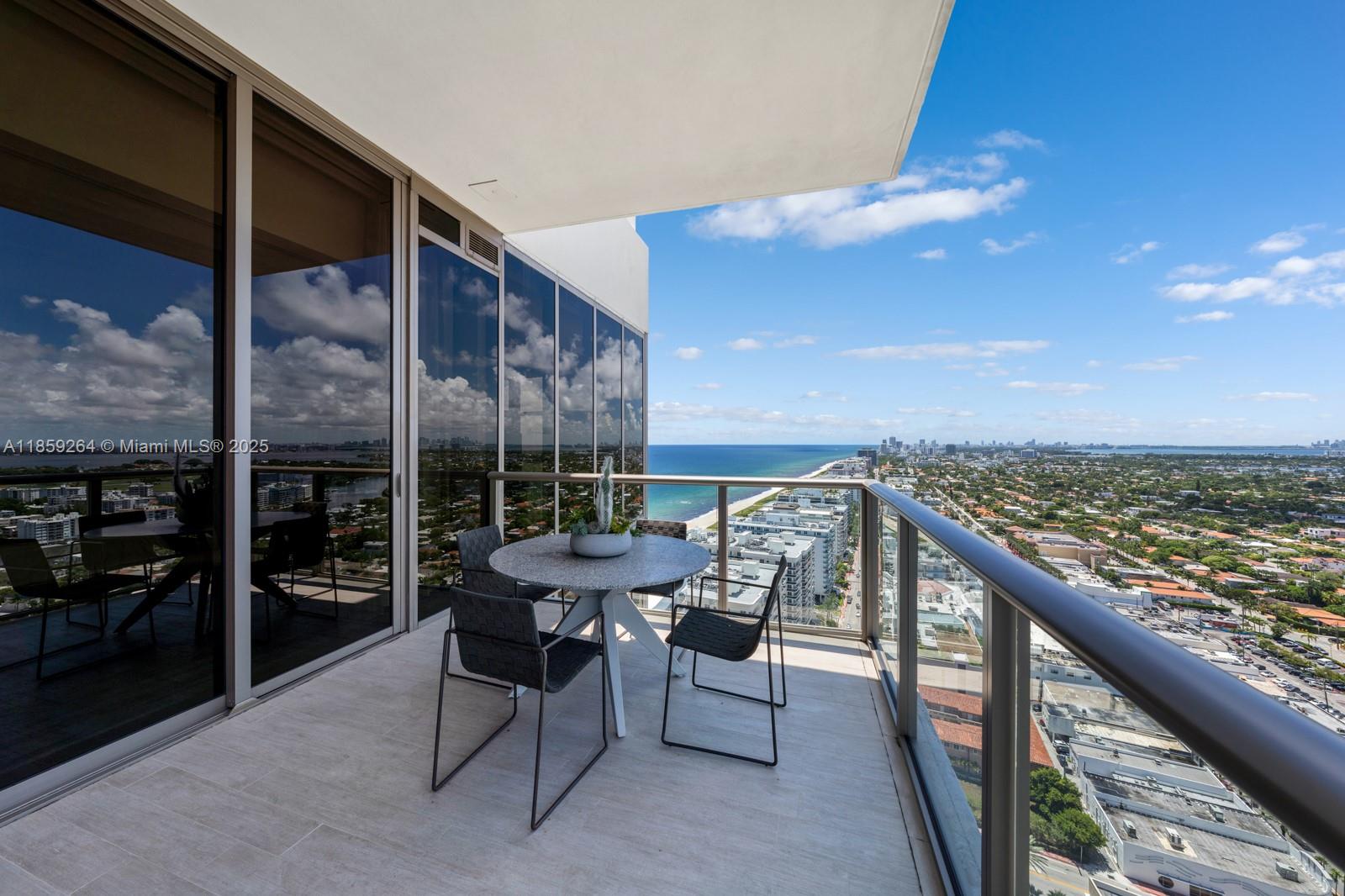 9701 Collins Ave Unit: PH01S