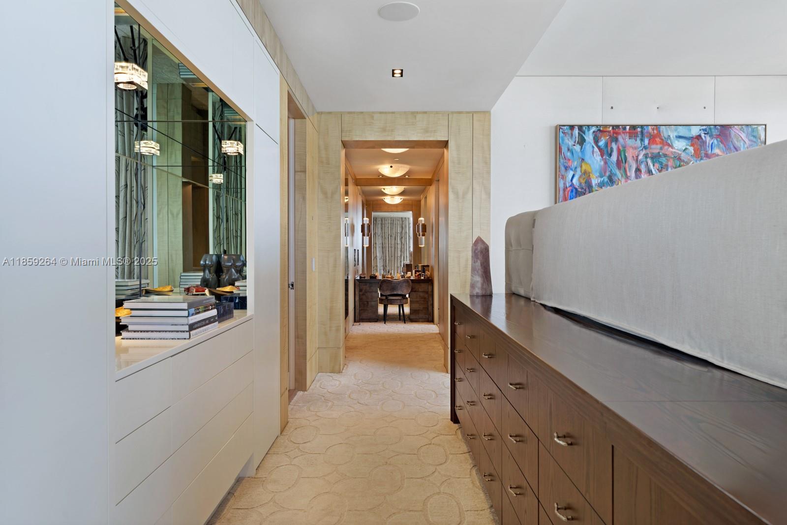 9701 Collins Ave Unit: PH01S