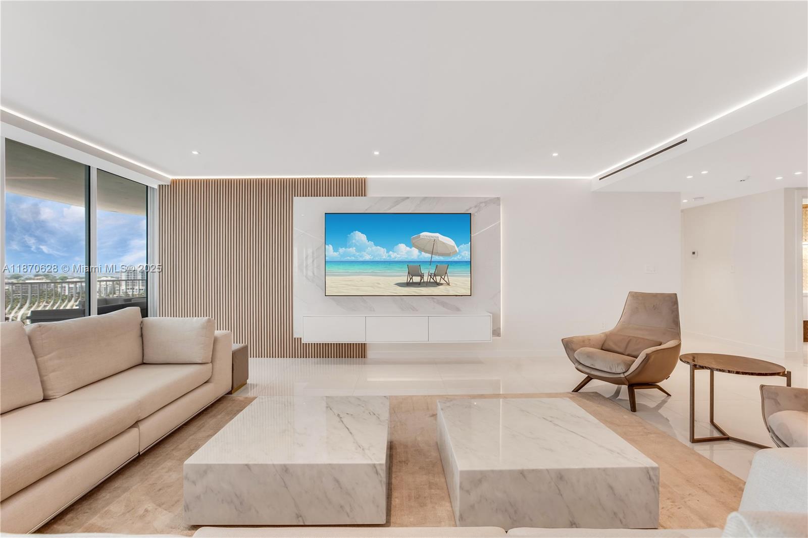 10155 Collins Ave # 1605