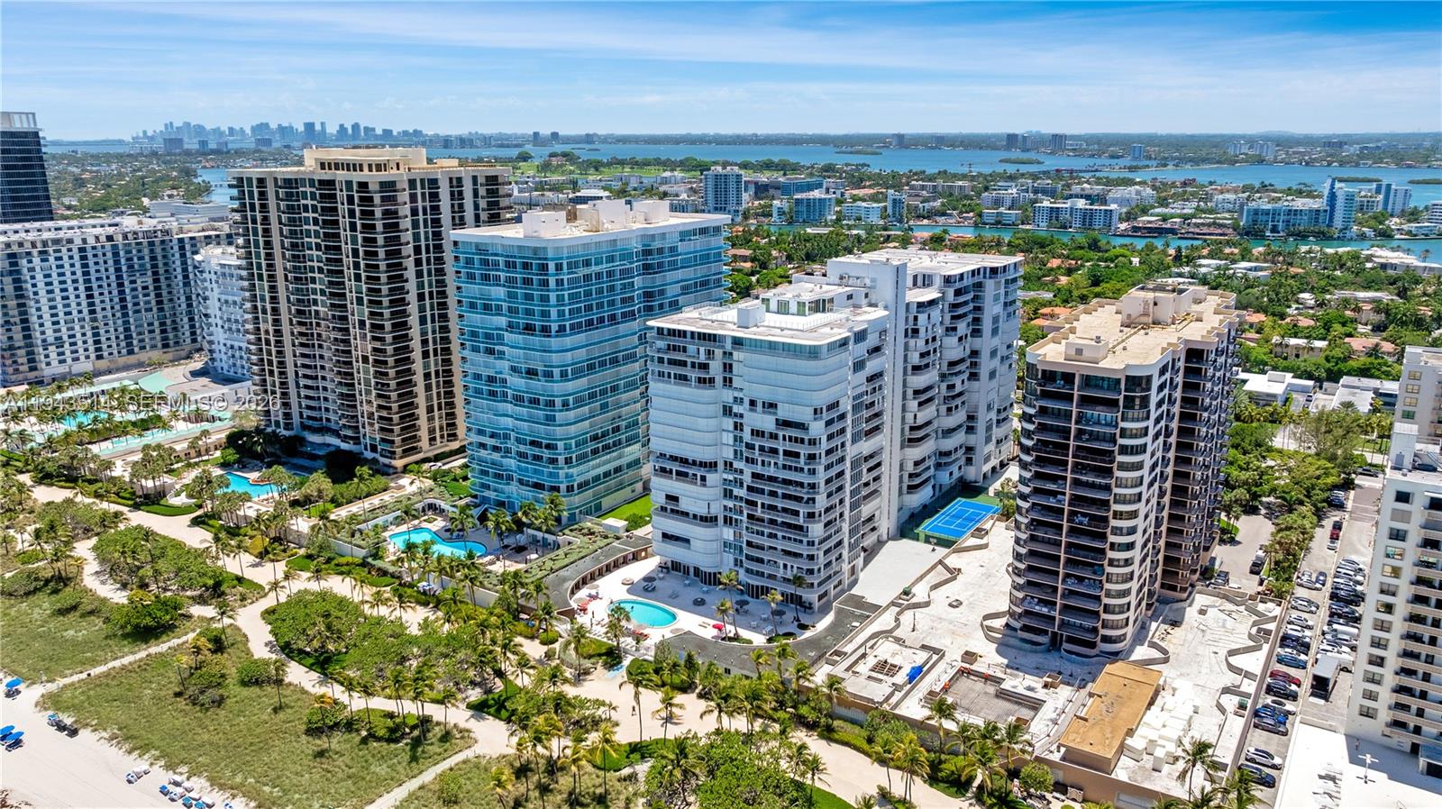 10155 Collins Avenue # 606
