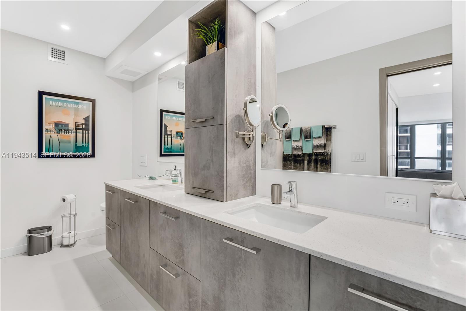 10155 Collins Avenue # 606