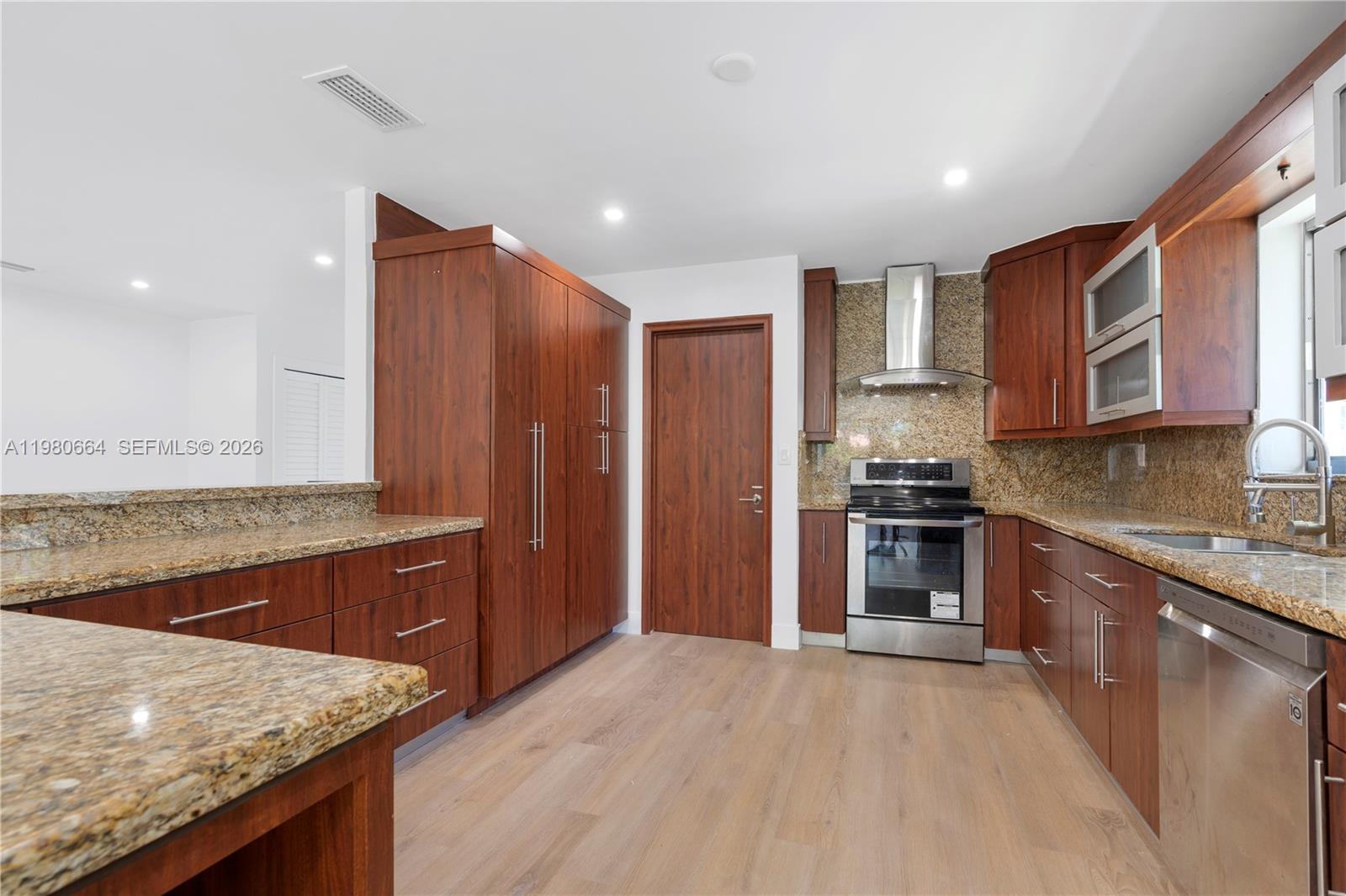 8951 Byron Ave
