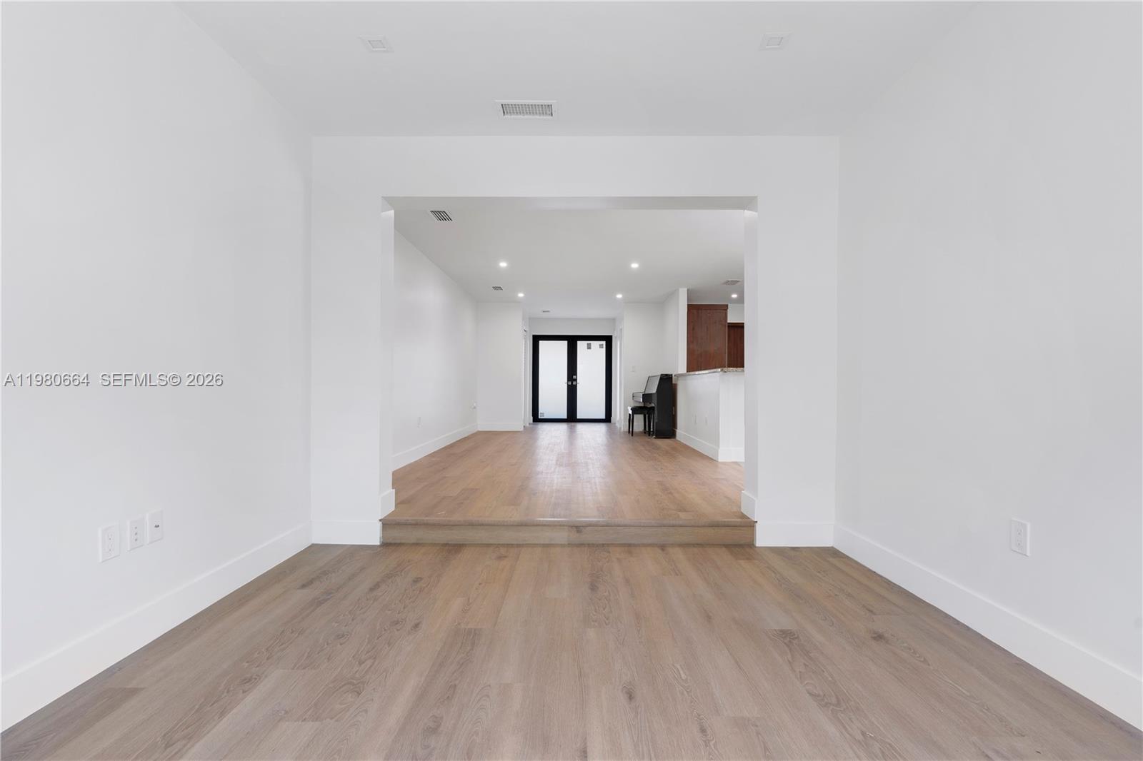 8951 Byron Ave