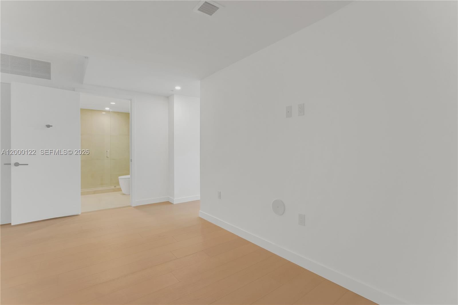  9221 East Bay Harbor Dr Unit: 511 512