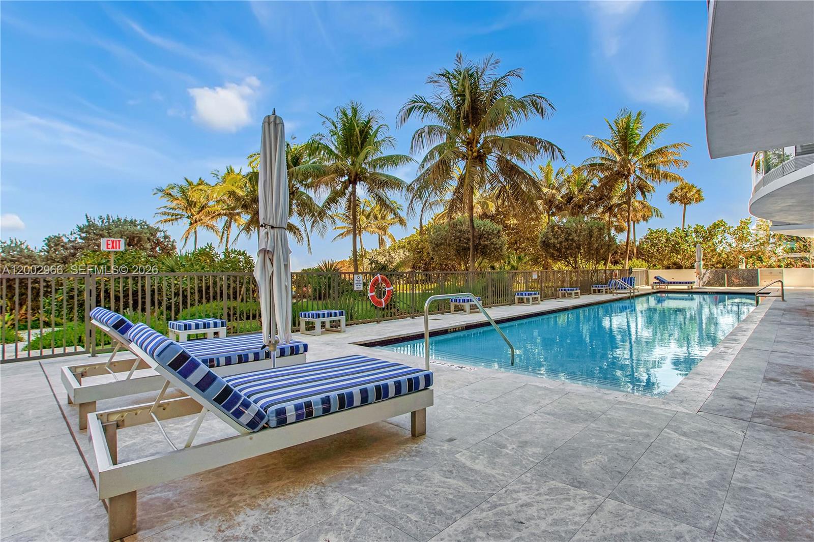 9401 Collins Ave # 1004