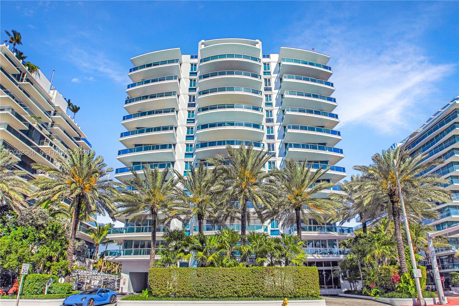 9401 Collins Ave # 1004