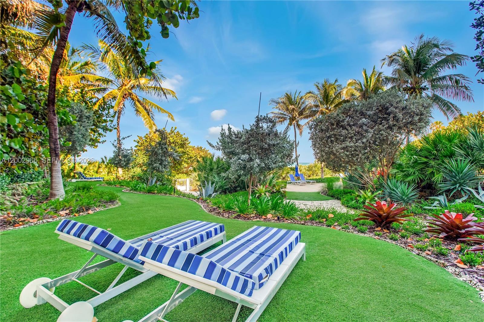 9401 Collins Ave # 1004