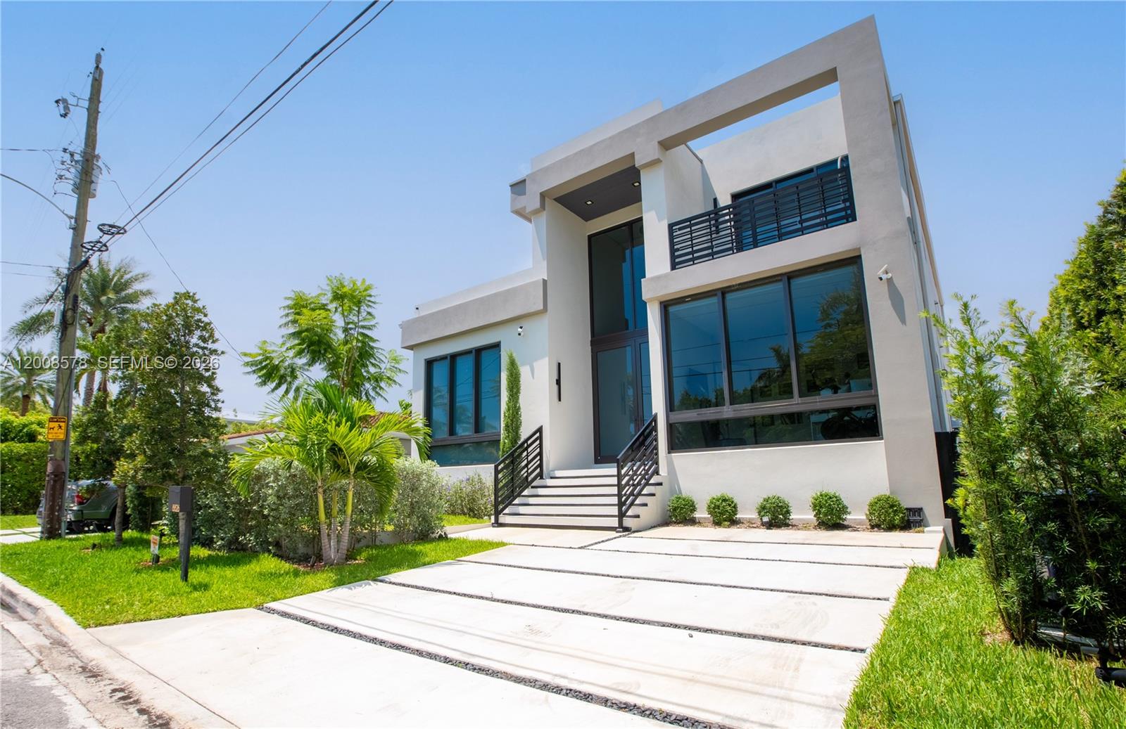 8826 Froude Ave
