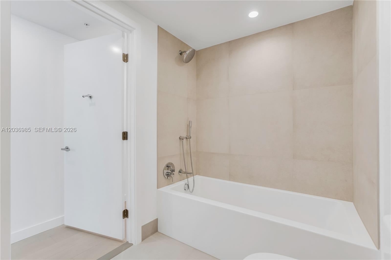 9221 East Bay Harbor Drive # 511