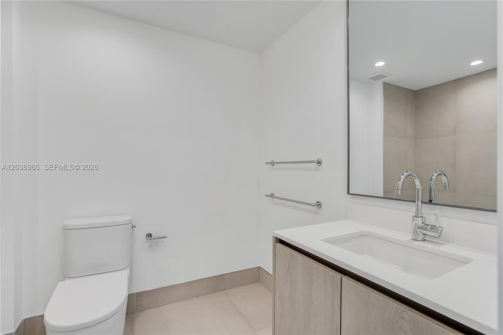 9221 East Bay Harbor Drive # 511