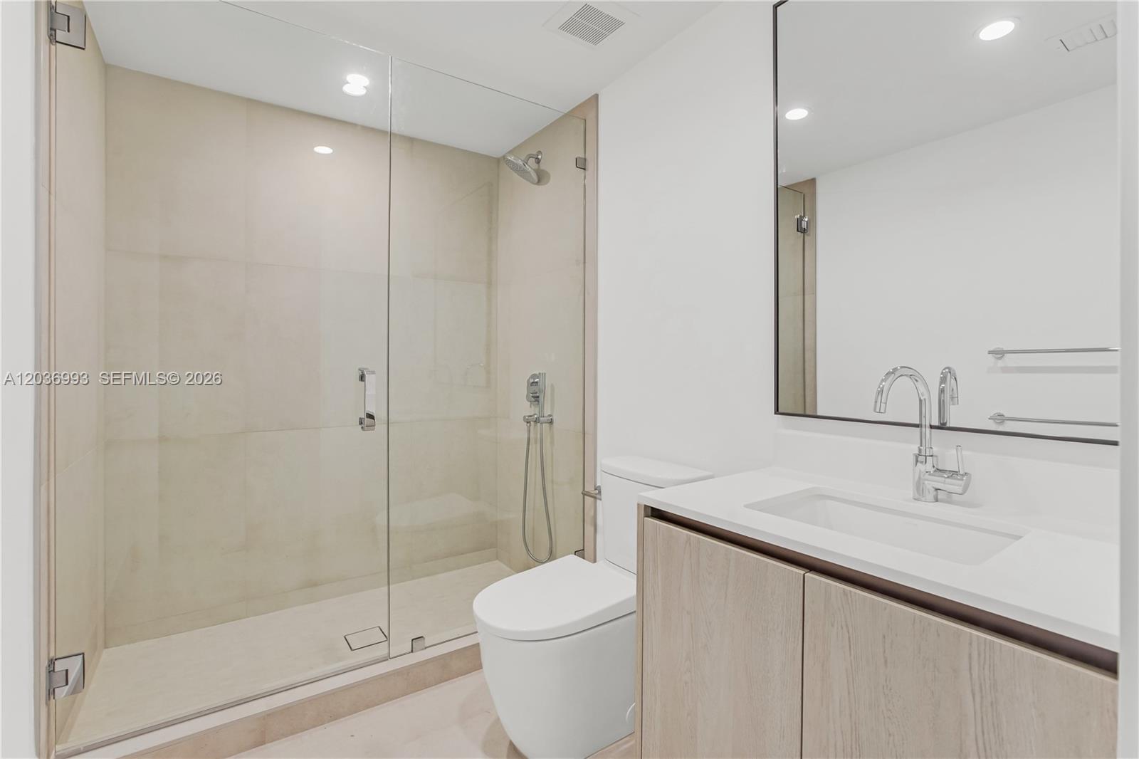 9221 E Bay Harbor Drive # 512