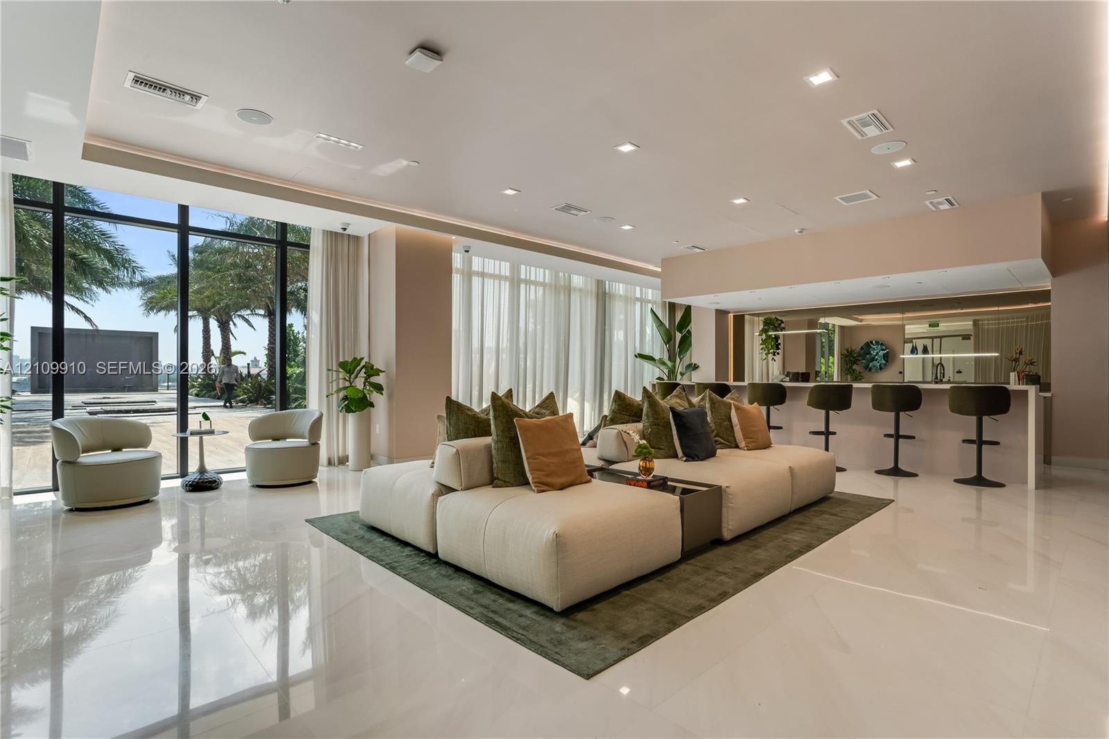 1170 E Hallandale Beach Blvd Unit: 908