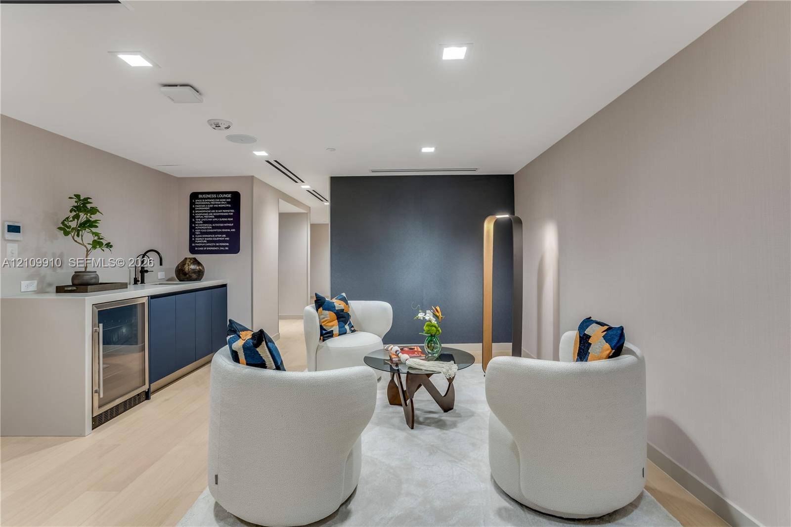 1170 E Hallandale Beach Blvd Unit: 908