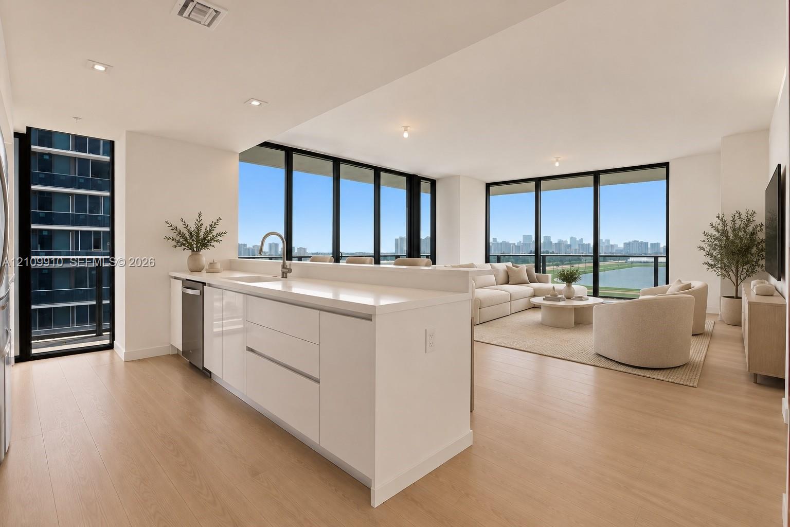 1170 E Hallandale Beach Blvd Unit: 908